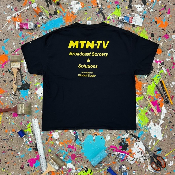 Gildan MTN-TV Promo Graphic Tee Black Oversized - Picture 2 of 10